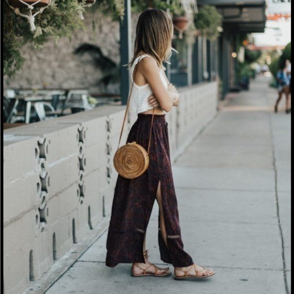 Round Straw Tan Crossbody Bag - Picture 8 of 8